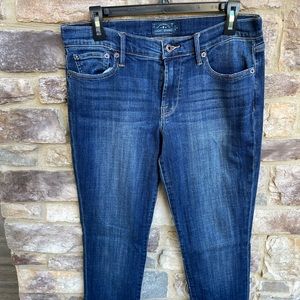 Lucky Brand Sweet n Straight 8/29 R Jeans.  Great condition